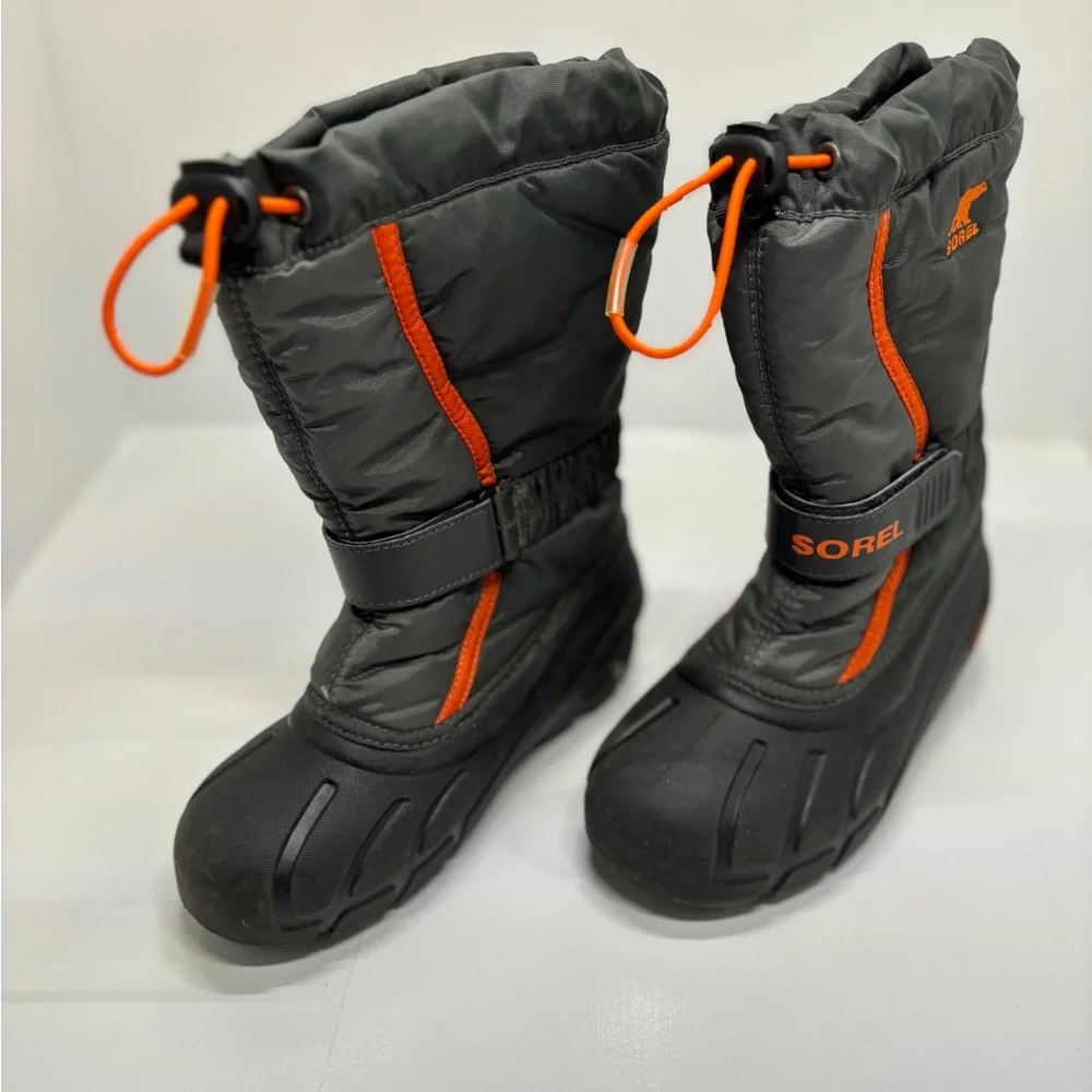Sorel Kids Youth Size 3 Winter Snow Boots Gray Orange Waterproof Insulated